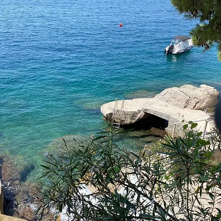 Apartman Elegant Seafront - Mila